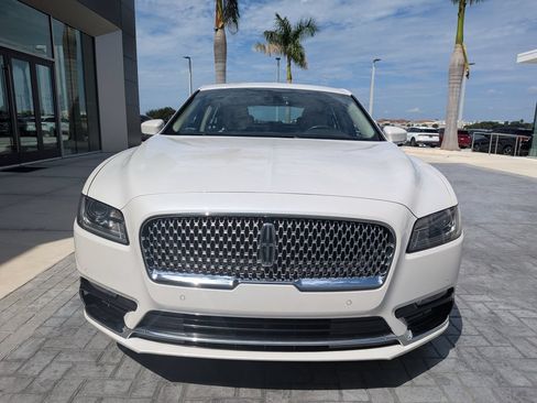 Used 2019 Lincoln Continental Premiere FWD image 9