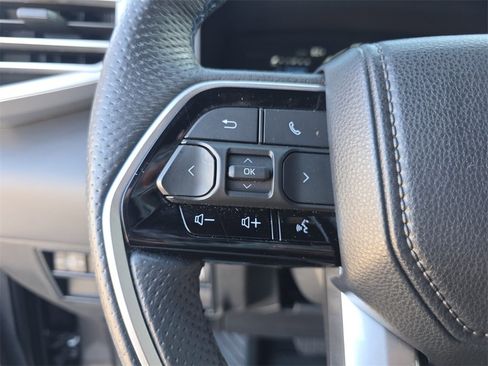 Used 2023 Toyota Tundra Platinum image 29