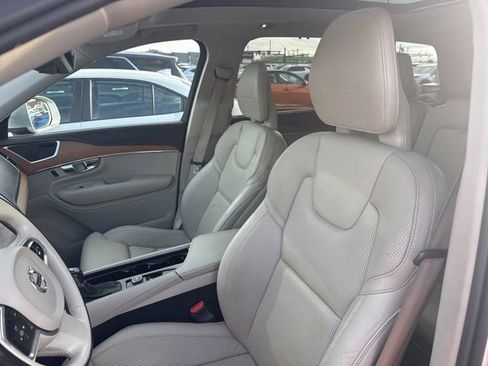 Used 2017 Volvo XC90 T6 Inscription w/ Convenience Package image 10