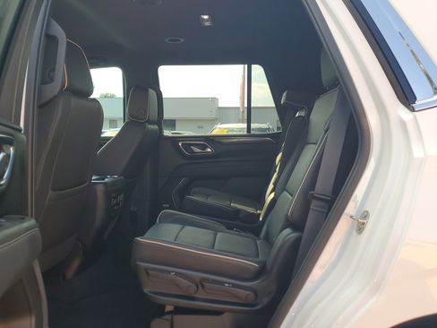 Used 2023 Chevrolet Tahoe Premier image 11