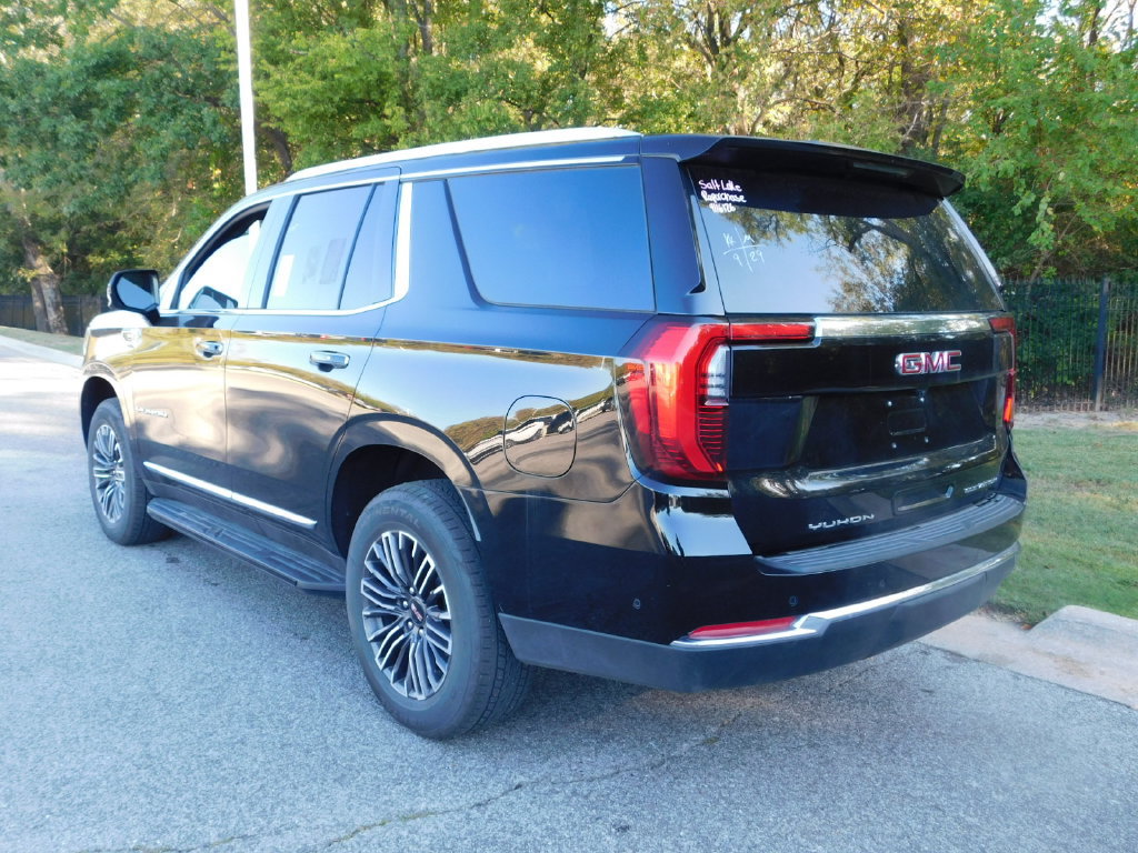 Used 2026 GMC Yukon Elevation AWD/4WD image 9