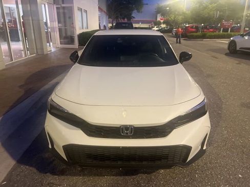 Used 2025 Honda Civic Sport image 7