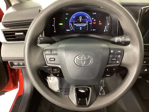 Used 2025 Toyota Camry LE FWD image 21