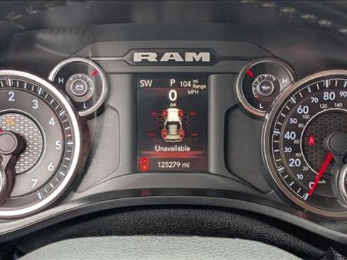 Used 2019 RAM 1500 Big Horn image 14