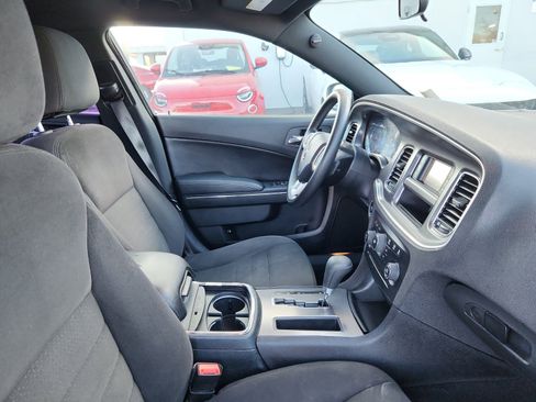 Used 2013 Dodge Charger SE image 19
