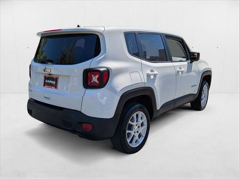 Used 2023 Jeep Renegade Latitude image 5