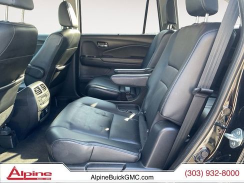 Used 2019 Honda Pilot Touring image 13