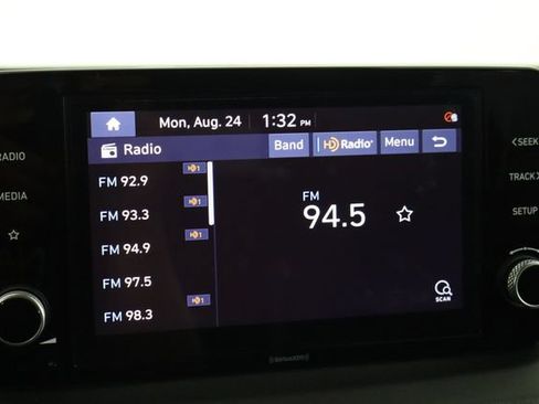 Used 2022 Hyundai Santa Fe SEL FWD image 29