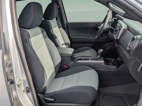 Used 2021 Toyota Tacoma TRD Sport RWD image 14