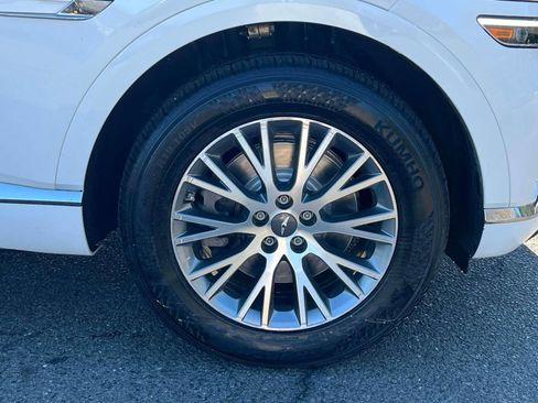 Used 2024 Genesis GV80 2.5T AWD/4WD image 6
