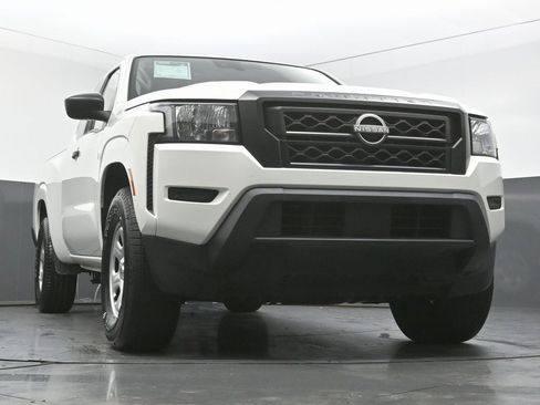 Used 2022 Nissan Frontier S image 46