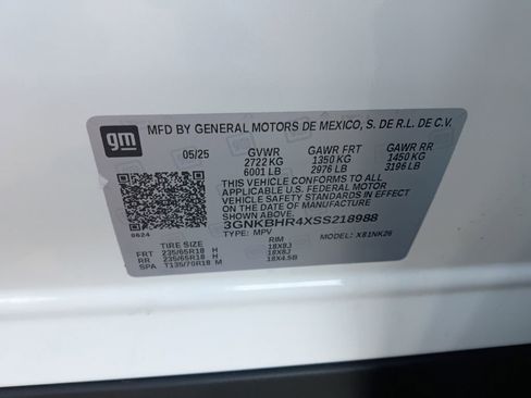 Used 2025 Chevrolet Blazer LT AWD/4WD image 3
