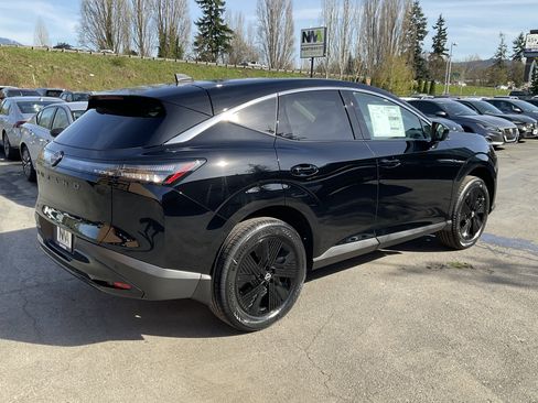 Used 2026 Nissan Murano SV image 3
