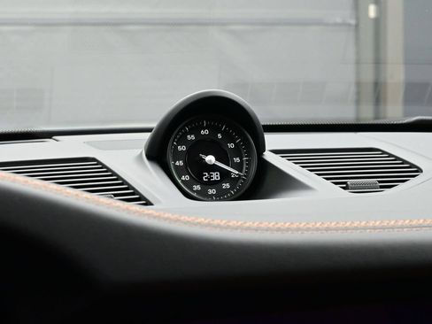 Certified 2026 Porsche 911 Targa 4 GTS AWD/4WD image 12
