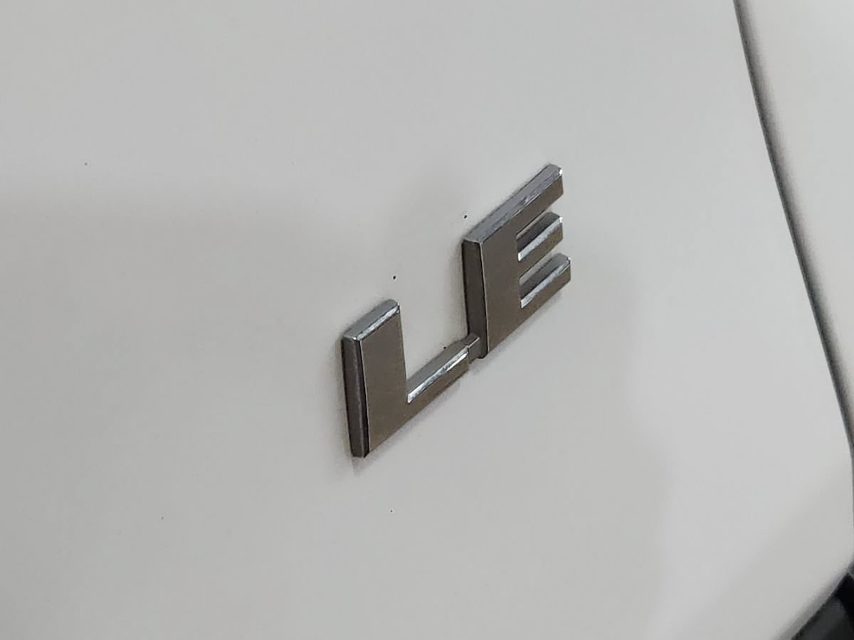 Used 2022 Toyota RAV4 LE FWD image 26