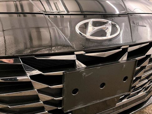 Used 2021 Hyundai Elantra SEL w/ Convenience + Premium Package image 29