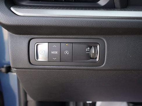 New 2026 Chevrolet Traverse LT w/ LPO, Floor Liner Package FWD image 14