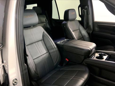 Used 2025 Chevrolet Tahoe High Country w/ Sun And Tow Package AWD/4WD image 7