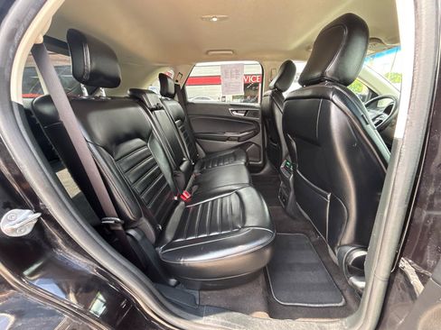 Used 2020 Ford Edge SEL w/ Convenience Package AWD/4WD image 12