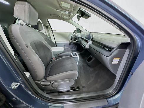 Used 2024 Hyundai Ioniq 5 SEL RWD image 31