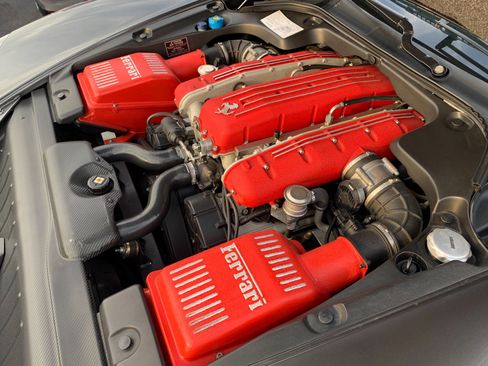 Used 2005 Ferrari 612 Scaglietti image 39