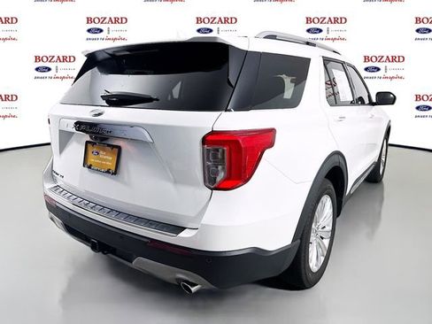 Used 2023 Ford Explorer Limited w/ Equipment Group 301A image 8