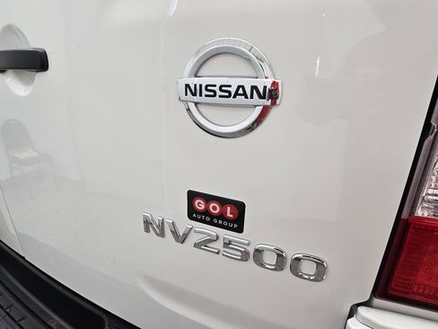 Used 2021 Nissan NV 2500 S image 7