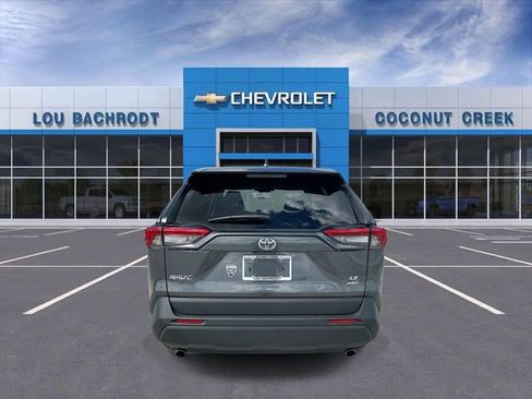 Used 2025 Toyota RAV4 LE image 7