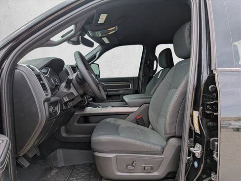 New 2026 RAM 3500 Big Horn AWD/4WD image 17