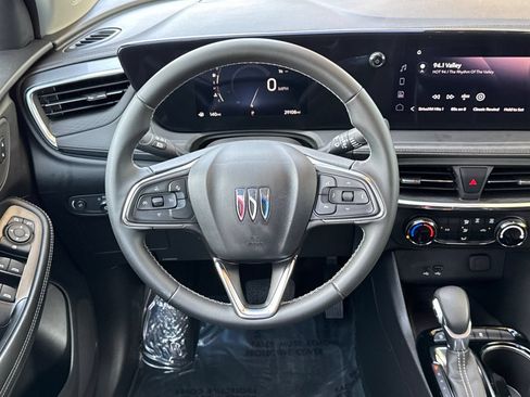 Used 2024 Buick Encore GX Preferred FWD image 16