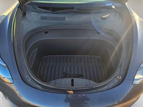 Used 2023 Tesla Model 3 Standard Range image 27