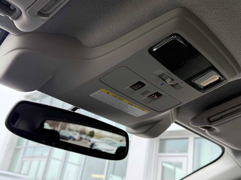 Used 2015 Subaru Crosstrek 2.0i Premium image 26