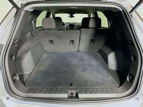 Used 2021 Chevrolet Equinox LT FWD image 28