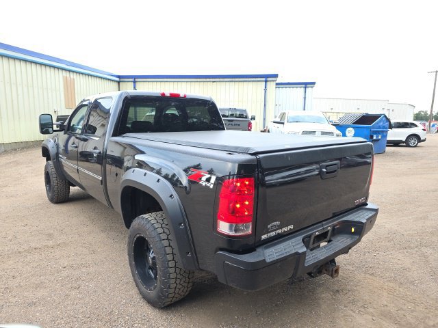 Used 2013 GMC Sierra 2500 Denali w/ Suspension Package, Off-Road AWD/4WD image 7
