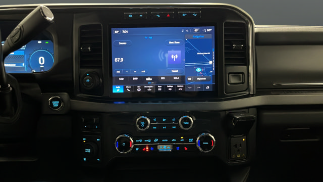 Used 2024 Ford F250 Platinum AWD/4WD image 12