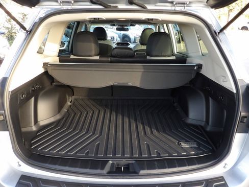 Used 2023 Subaru Forester Premium image 25