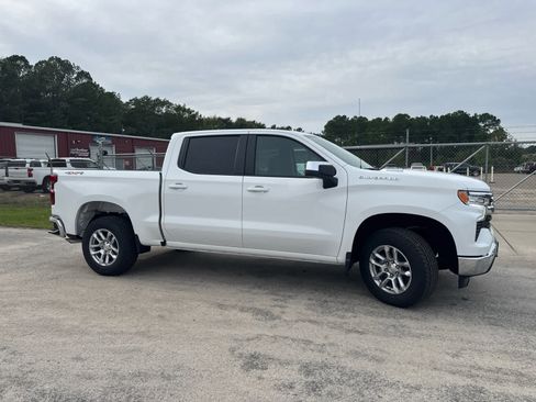 New 2026 Chevrolet Silverado 1500 LT image 9
