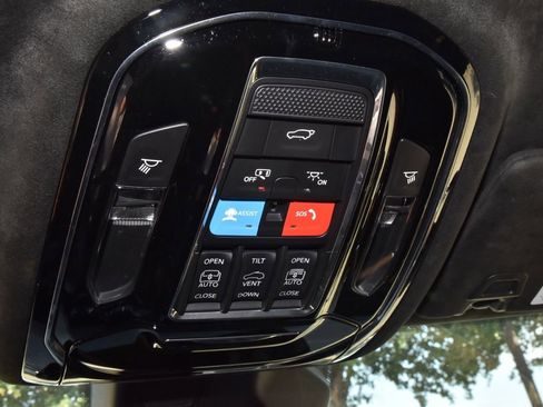 Used 2023 Jeep Grand Cherokee L Summit AWD/4WD image 33