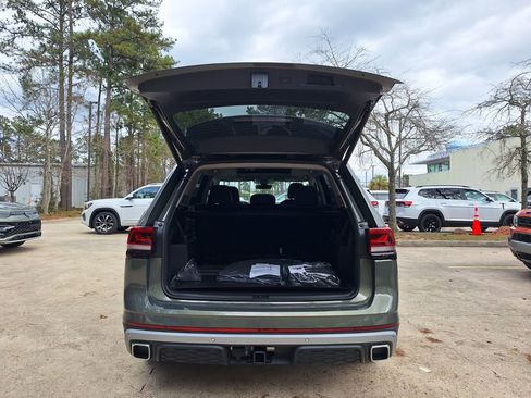 New 2026 Volkswagen Atlas Peak Edition image 28