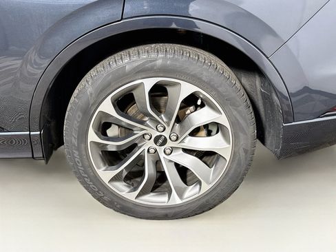 Used 2022 Lincoln Aviator Grand Touring w/ Equipment Group 301A AWD/4WD image 31