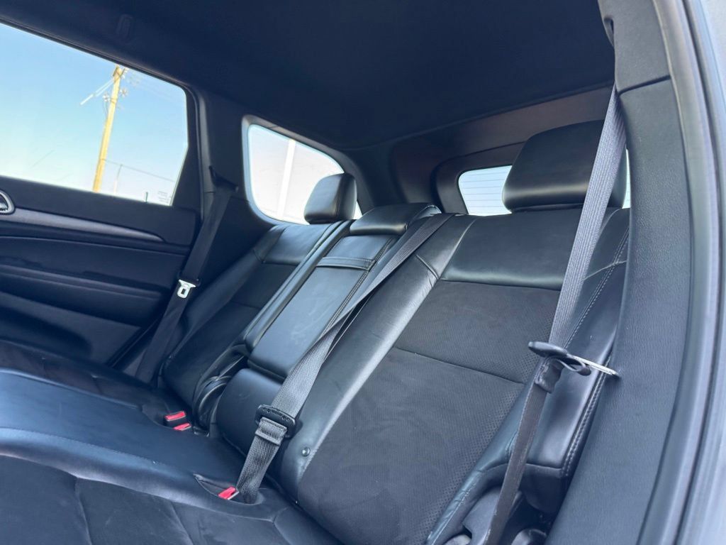 Used 2018 Jeep Grand Cherokee Altitude AWD/4WD image 10