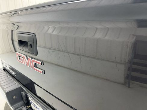 Used 2015 GMC Sierra 1500 SLE w/ SLE Value Package AWD/4WD image 31