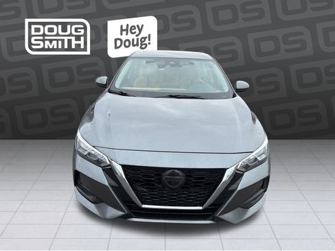 Used 2022 Nissan Sentra SV w/ SV Premium Package image 8