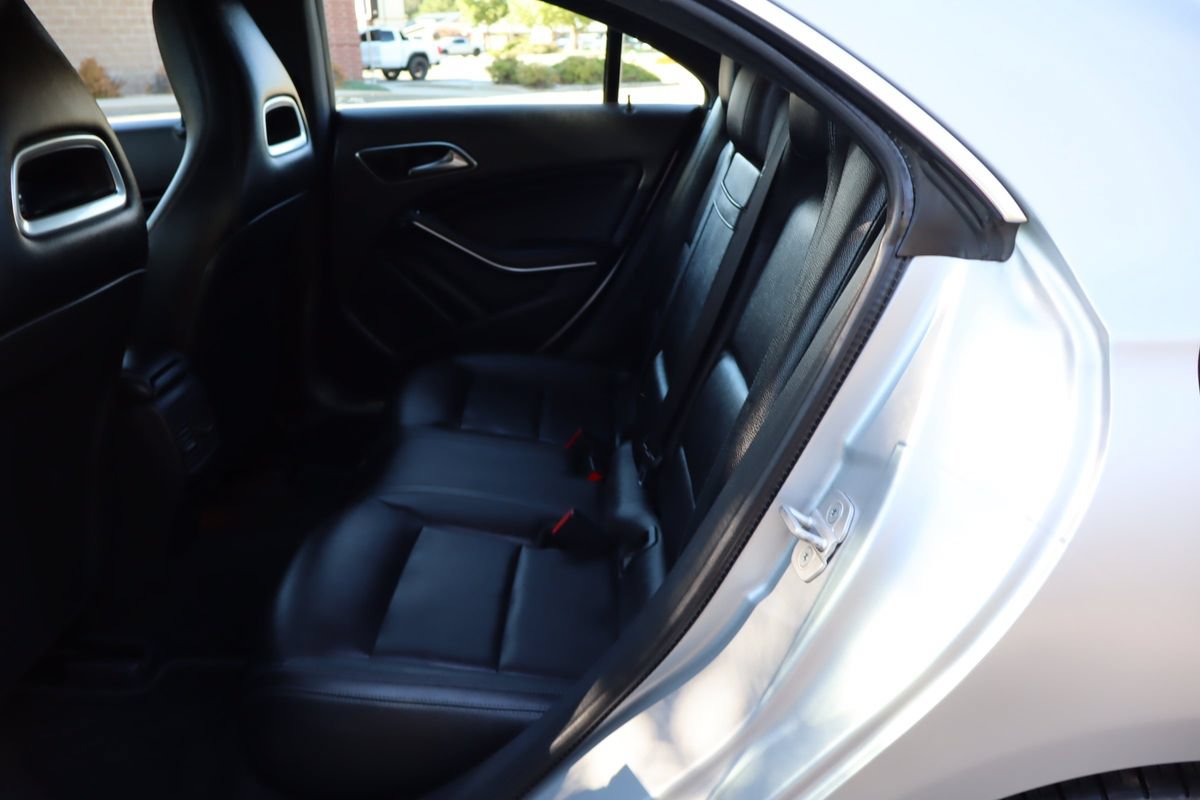 Used 2018 Mercedes-Benz CLA 250 4MATIC image 20
