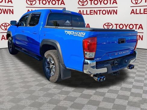 Used 2020 Toyota Tacoma TRD Off-Road AWD/4WD image 4