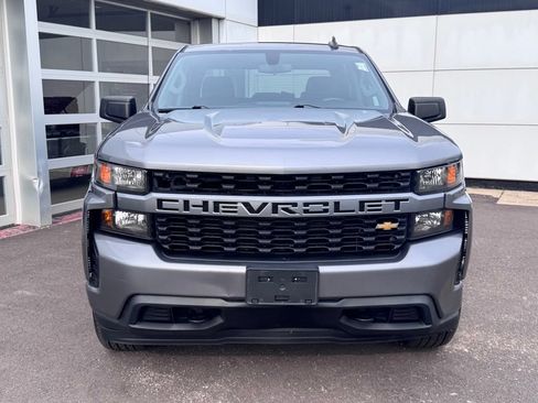 Used 2020 Chevrolet Silverado 1500 Custom w/ Custom Value Package AWD/4WD image 8
