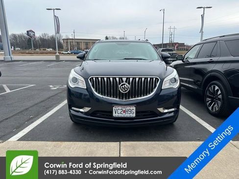 Used 2017 Buick Enclave Leather image 2