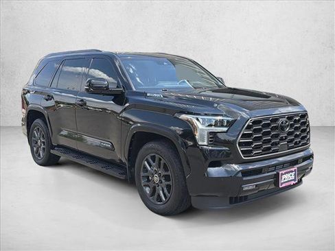 Used 2024 Toyota Sequoia Platinum AWD/4WD image 3