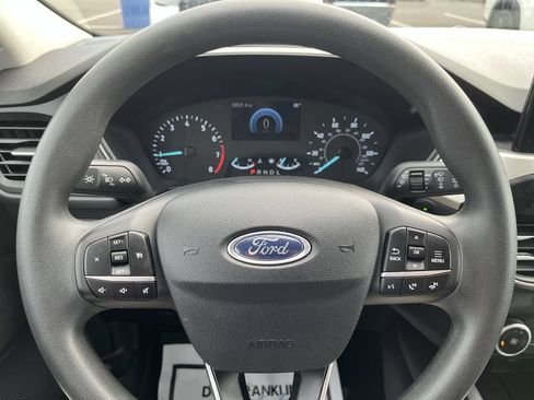 Used 2022 Ford Escape SE FWD image 14