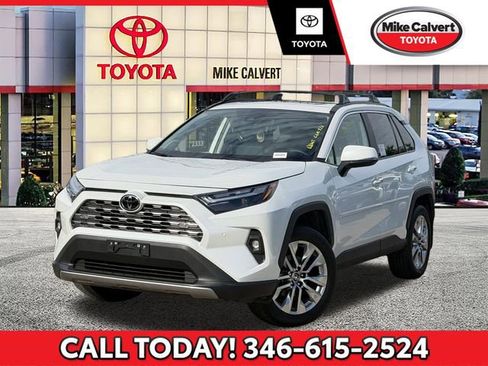 Used 2025 Toyota RAV4 Limited image 1